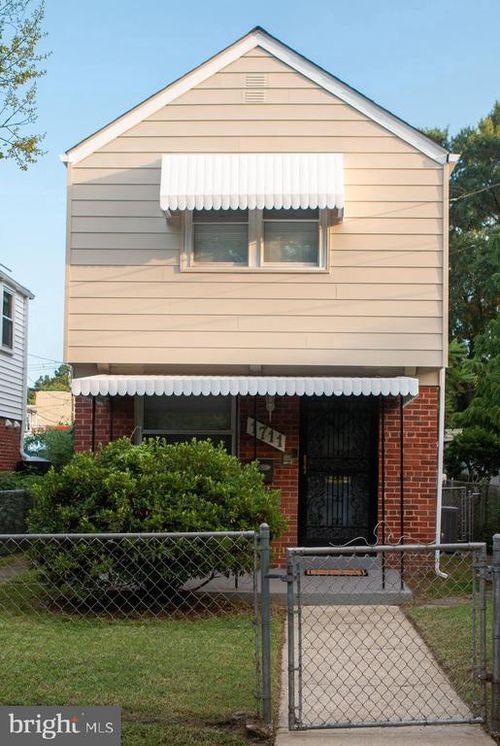 1711 Newton St Ne, WASHINGTON, DC, 20018-2319 | Card Image