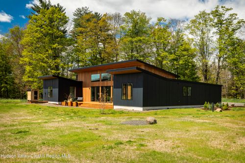 11 Franklin Ln, Accord, NY, 12404-5863 | Card Image