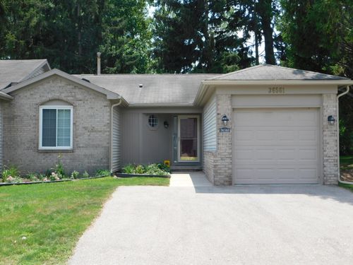 36561 Deerhurst S, Westland, MI, 48185-6956 | Card Image