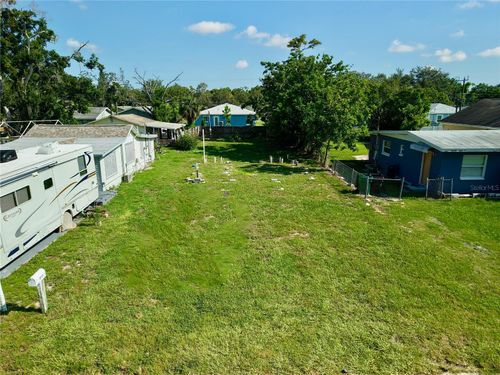 3935 56th Ave N, ST PETERSBURG, FL, 33714-1735 | Card Image