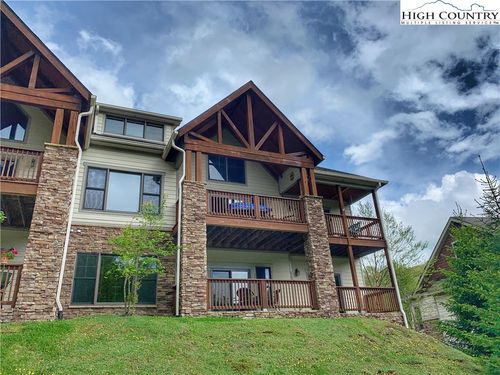 9d-136 Wapiti Way, Banner Elk, NC, 28604 | Card Image