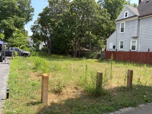 76 Oriole St, Rochester, NY, 14613-2245 | Card Image