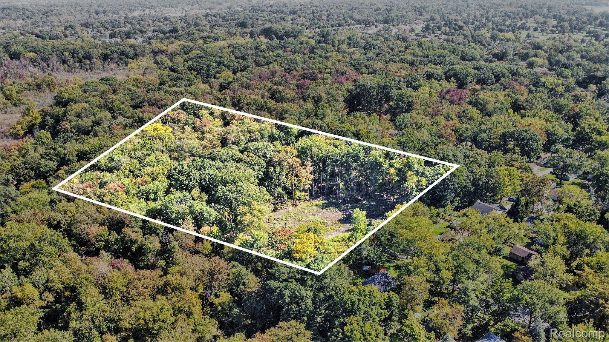 Land in Waterford Charter Township 2