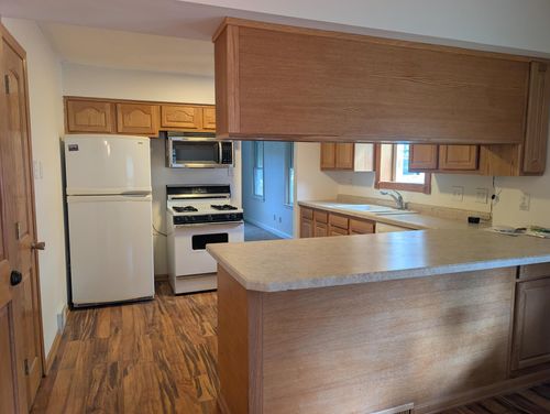 1049 Gorman Ave, West Saint Paul, MN, 55118-1415 | Card Image