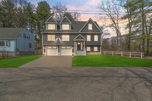17 Greenville St, Billerica, MA, 01821-5816 | Card Image