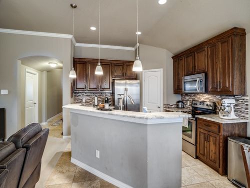 315 Crosscreek Dr, Princeton, TX, 75407-2837 | Card Image