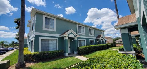 1661 Fluorshire Dr, BRANDON, FL, 33511-9394 | Card Image