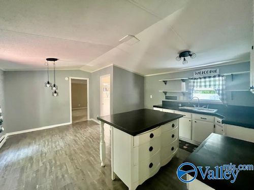 150 Arthur Dr, Ohatchee, AL, 36271-9609 | Card Image