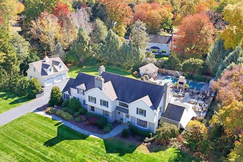 830 Bayberry Ln, Orange, CT, 06477-1628 | Card Image