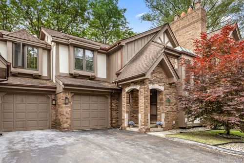 718 S Military St, Dearborn, MI, 48124-2108 | Card Image