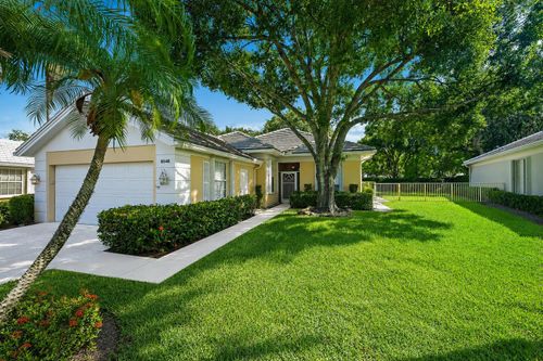 8548 Beaconhill Rd, Palm Beach Gardens, FL, 33410-6110 | Card Image