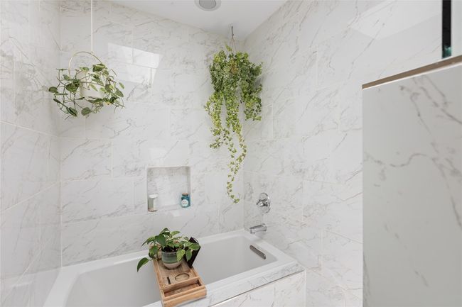 Primary en suite | Image 31