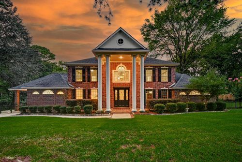 15406 Hunters Bend Dr, Tomball, TX, 77377-3903 | Card Image