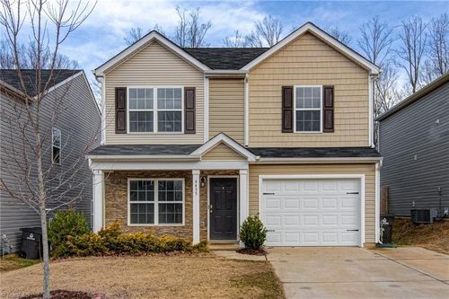 4455 Oak Pointe Dr, Winston-Salem, NC, 27105-1791 | Card Image