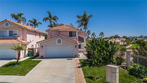3105 San Helena Dr, Oceanside, CA, 92056-3255 | Card Image