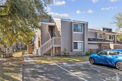 a08-2-6120 Peregrine Ave, ORLANDO, FL, 32819-7522 | Card Image