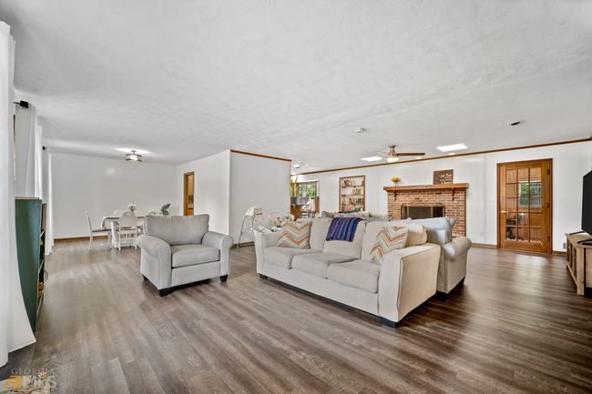 478 Crumbley Rd, House other with 3 bedrooms, 2 bathrooms and 3 parking in MCDONOUGH GA | Image 5