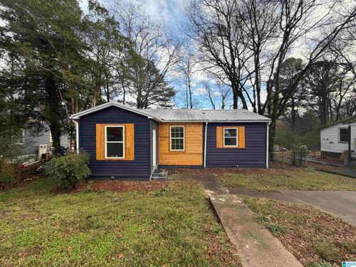 428 Pine Ln, Anniston, AL, 36206-1978 | Card Image