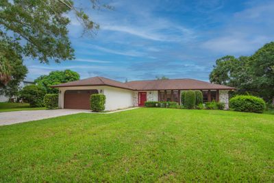 5000 Silver Oak Drive, House other with 3 bedrooms, 2 bathrooms and null parking in Fort Pierce FL | Image 1