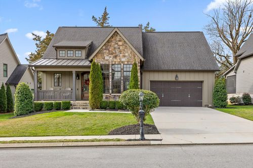 9278 White Ash Dr, Ooltewah, TN, 37363-1719 | Card Image