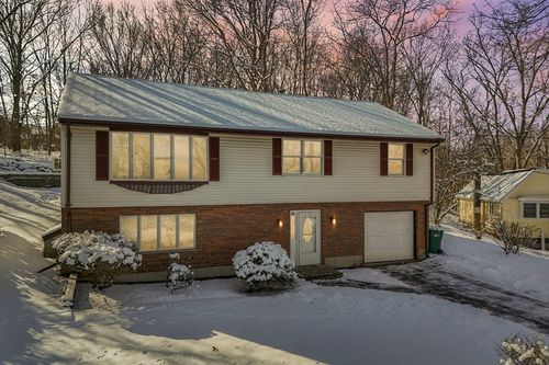 18 Cranston Cir, Woburn, MA, 01801-2614 | Card Image