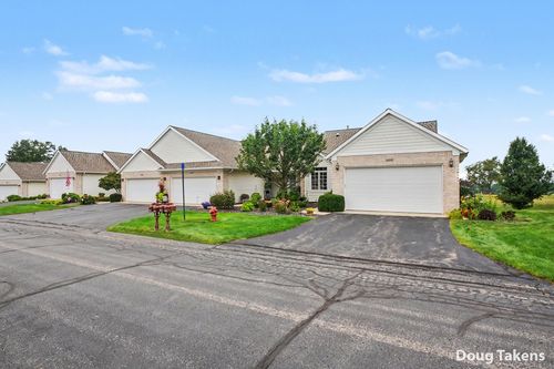 8215 Stoney Lane Sw, Byron Township, MI, 49315 | Card Image