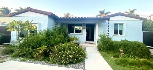 5935 Sw 42nd St, Miami, FL, 33155-5205 | Card Image