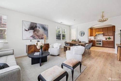 205 Montevina Way, Hayward, CA, 94545-2329 | Card Image