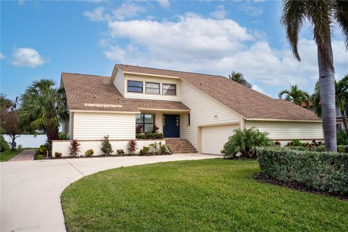 107 17th Street, BELLEAIR BEACH, FL, 33786 | Card Image