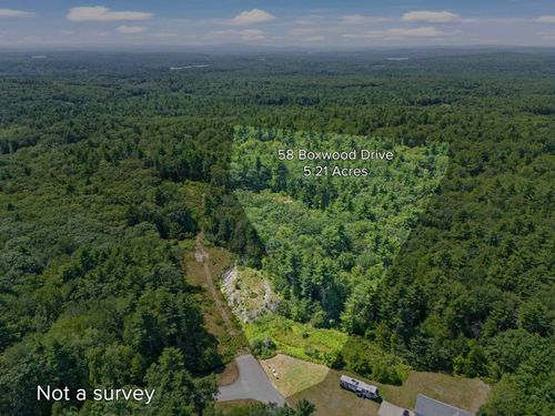 58 Boxwood Dr, Auburn, NH, 03032-3846 | Card Image