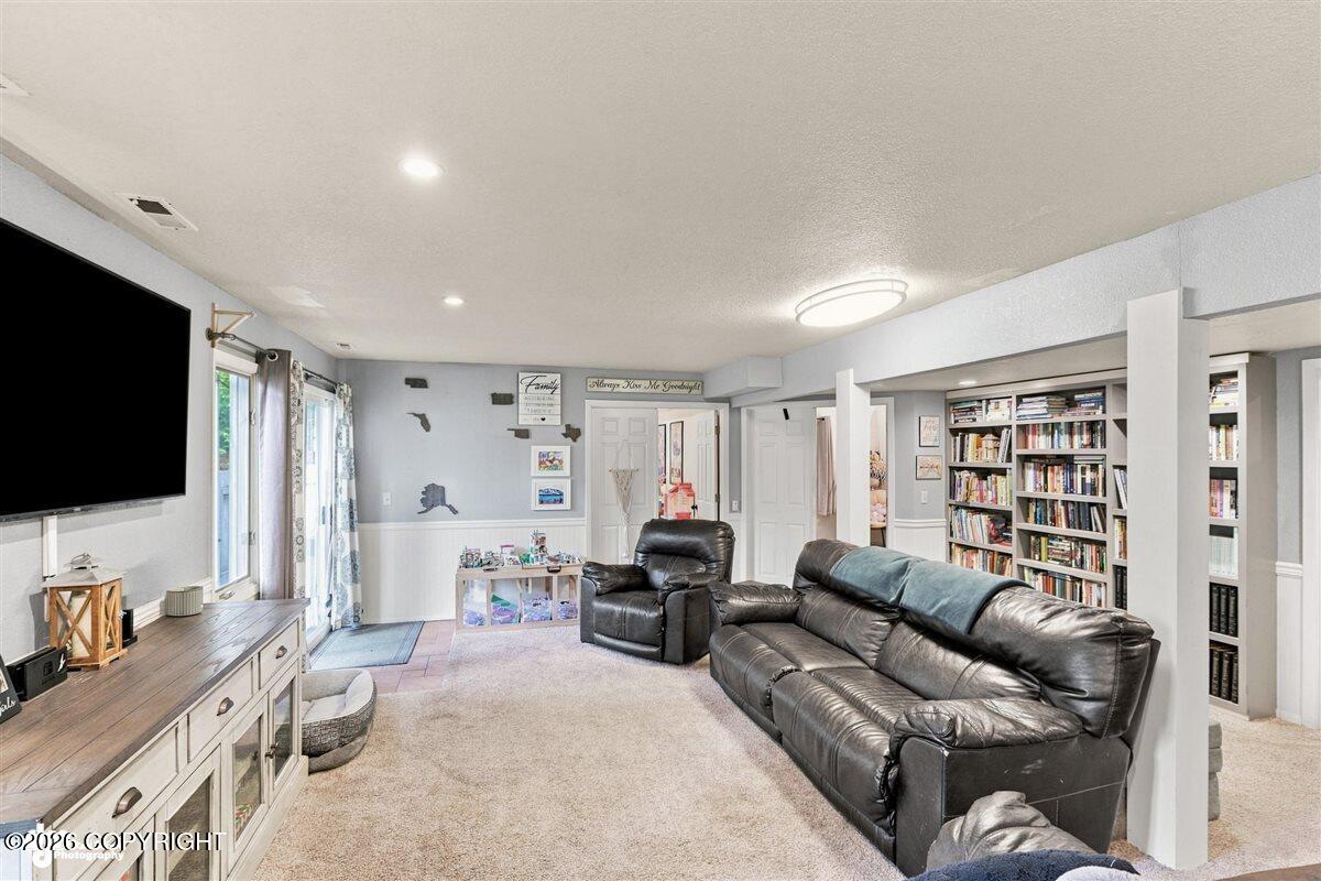 Residential in Eagle River 5