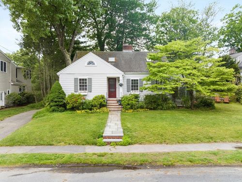 89 Melrose Ave, Needham, MA, 02492-3511 | Card Image