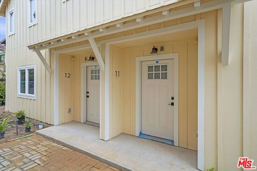 14-1317 Punta Gorda St, Santa Barbara, CA, 93103-3526 | Card Image