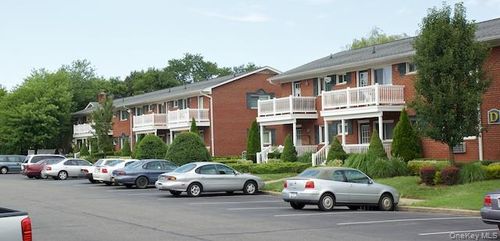 apt-6e-125 Terryville Rd, Port Jefferson Station, NY, 11776-1348 | Card Image