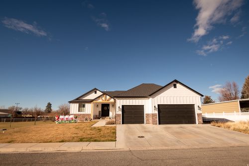 141 N 800 E, Beaver, UT, 84713 | Card Image
