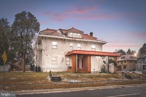 12 Parkside Ave, Trenton, NJ, 08618-5335 | Card Image