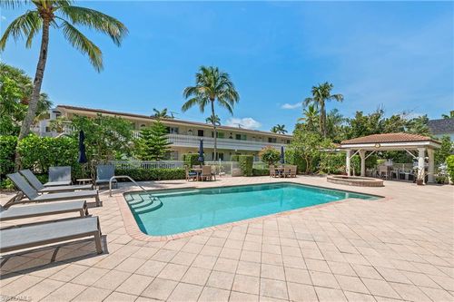 23-950 7th Ave S, NAPLES, FL, 34102-6744 | Card Image
