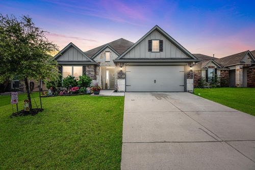 108 Alessandra Way, Huntsville, TX, 77320-2134 | Card Image