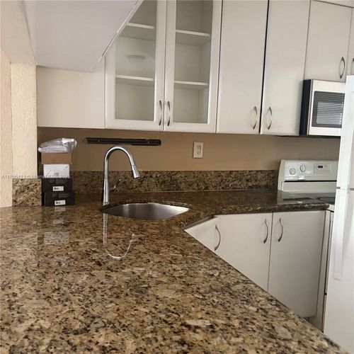 apt-213-17255 Sw 95th Ave, Palmetto Bay, FL, 33157-4459 | Card Image