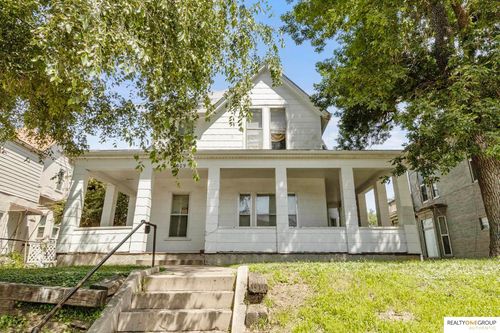 1309 S 32nd St, Omaha, NE, 68105-6910 | Card Image