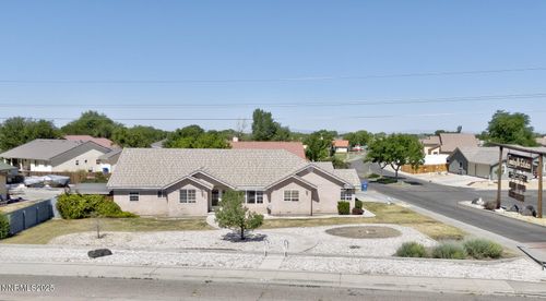 305 Rio Vista Dr, Fallon, NV, 89406-6414 | Card Image