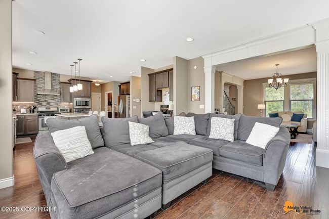 Great Room | Image 10