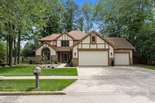 2801 Schaefer Circle, APPLETON, WI, 54915 | Card Image