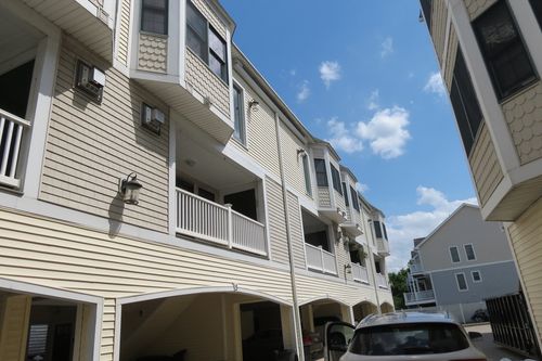unit-b5-11 Railroad Ave, Salisbury, MA, 01952-2750 | Card Image