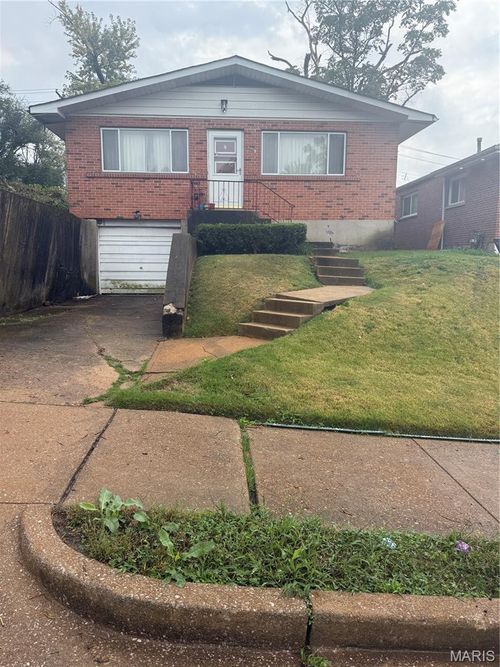 4468 Anderson Avenue, St Louis, MO, 63115 | Card Image