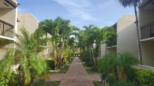 c13-721 Se 1st Way, Deerfield Beach, FL, 33441-5363 | Card Image