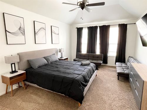 601 Hummingbird Dr, Little Elm, TX, 75068-8571 | Card Image