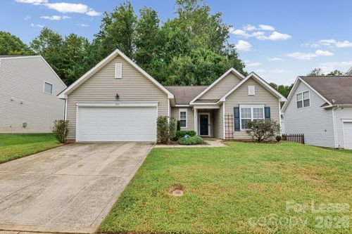 145 English Hills Dr, Mooresville, NC, 28115-5781 | Card Image