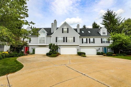908 Bristol Ln, Streetsboro, OH, 44241-4870 | Card Image