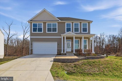 16 Cilantro Ln, BUNKER HILL, WV, 25413-4059 | Card Image